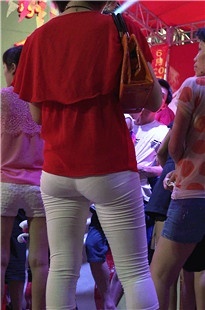 如此翘臀紧身白裤小MM[489M/MP4]