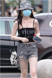 白嫩热裤女孩3A5366[2.06G]