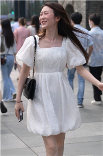 纤细美腿的媳fu3A6328[1.73G]