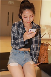 爱笑的女孩MJ2732