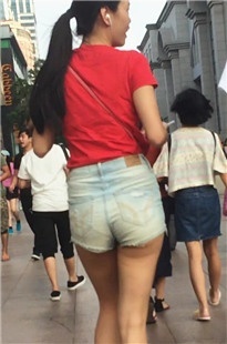 红上衣的短牛妹子[292M/MOV]