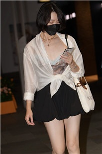 白皙美腿少fu，迷人大白腿3A4638[2.13G]