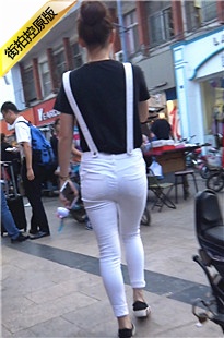 极品背带白裤美眉[781M/MTS]