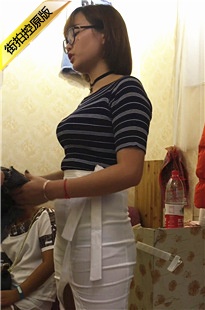 白色紧绷包臀裙极品大胸翘臀妹子[419M/AVI]