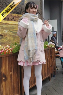 4K-街拍白袜萌妹子[611M/MP4]