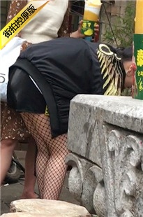 丰满网袜丝腿美眉[183M/MOV]