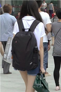 美眉的纤细MT[110M/MP4]