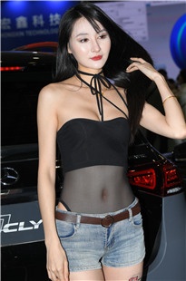 抹兄热裤穿搭性感车模3A7770[1.58G]