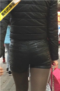 xingganshaofu皮短裤配肉色SW真是绝配啊[679M/MOV]