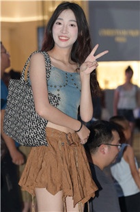 美不美，看大腿3A6459[1.59G]