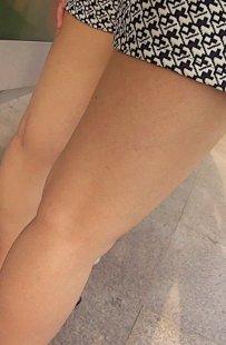 [光腿系列第7集] 公交车站 MM的大腿[167M/MP4]