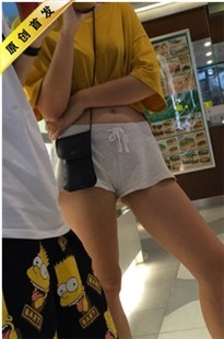 【带子狼原创作品】风sao宽松呢绒小热裤美女[MP4/3GB]