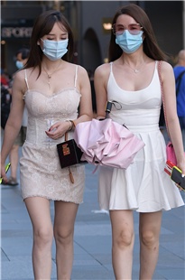 性感美胸倆闺蜜3A2057[1.06G]