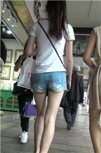 高跟大长腿热裤美MM[197M/MP4]