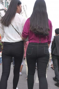 神作超极品黑色牛仔裤丰臀美shaofu[10P]