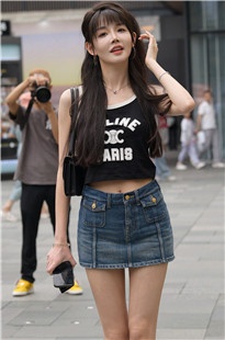 美腿爱穿拖鞋小仙女【套图+视频】3A9002[2.47G]