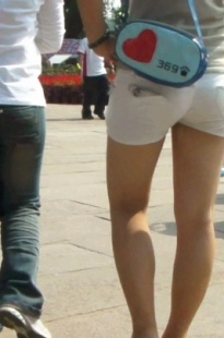 饱满三角小妹[34.6M/MP4]