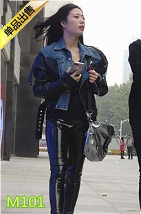 4K-黑色油亮皮裤长发妹子M101[839M]