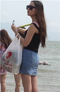 极品长腿牛仔裙OL [360M/MP4]