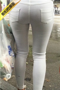 PG又大又翘的紧身白裤[664M/MOV]