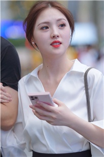 黑色职业裙美女MJ2678[1.42G]