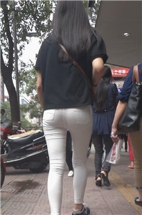 妹子的白色紧身裤[482M/MTS]