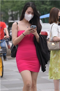 婀娜多姿的女子3A7033[990M]