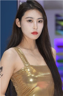 金色包屯裙美女3A7634[1.61G]