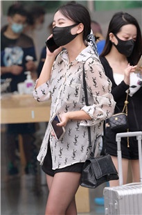 黑丝美女3A4228[3.38G]