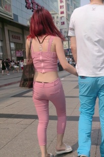 他的潮流时尚小女友[415M/MP4]