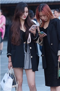 聊天的美女3A2679[900M]