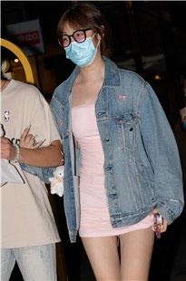 长腿超短裙3A4276[2.37G]