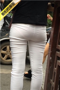 紧身白裤妹子三角内痕明显[436M/MOV]