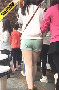 棉质短裤肉丝美眉[335M/MP4]