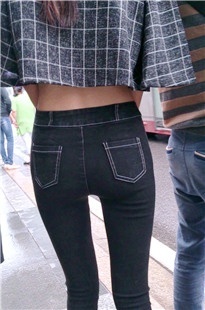 深沟夹不紧小黑牛[49M/MP4]