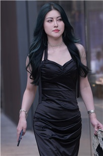 白皙开叉裙美女3A9066[1.99G]