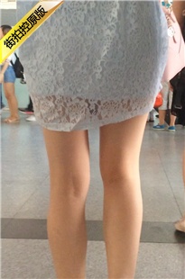 白色蕾丝连衣裙和白色热裤美女[100M/MOV]